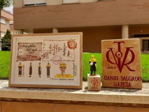 Base en piedra de Villamayor con Vítor